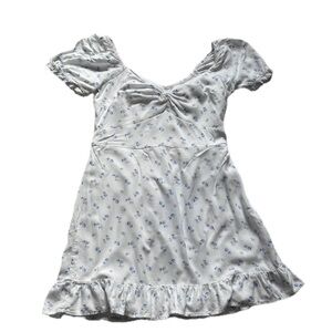 Hollister White Blue floral Smocked Dress Spring Easter Ruffle babydoll mini